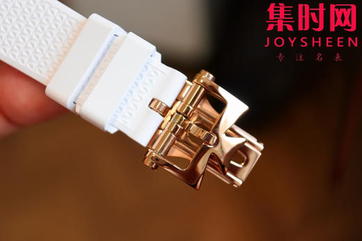 新品—随心所至，启幕无畏之行 VC江诗丹顿新款Overseas CC纵横四海女款系列1225v/1205v 女士石英腕表 商品图8