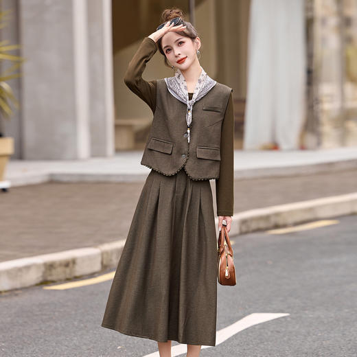 HR YBX8607法式轻熟风气质马甲套装裙洋气时髦半身裙三件套 商品图0