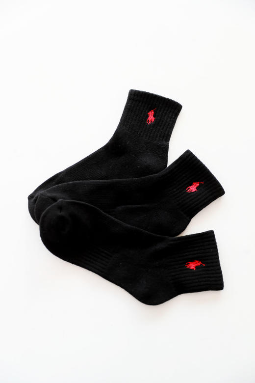 软支撑设计，放松整个脚掌。三双入毛巾底小标刺绣运动袜C091768 商品图8