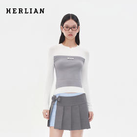HERLIAN 25秋季新品简约logo装饰假两件长袖打底衫修身上衣