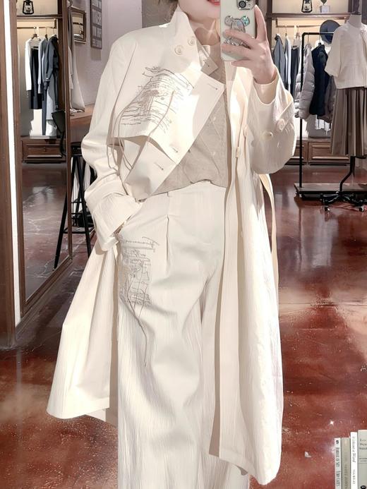 Famecoco范可儿长款直筒风衣外套半高领刺绣通勤外套FAC6AT008 商品图0