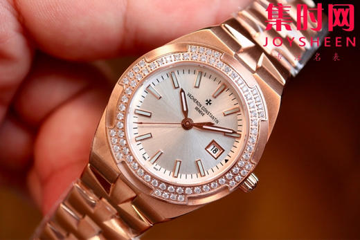 新品—随心所至，启幕无畏之行 VC江诗丹顿新款Overseas CC纵横四海女款系列1225v/1205v 女士石英腕表 商品图2