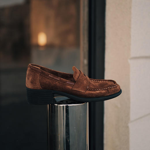 BIUCILI 优雅多色中跟复古百搭基础款粗跟乐福鞋 商品图4