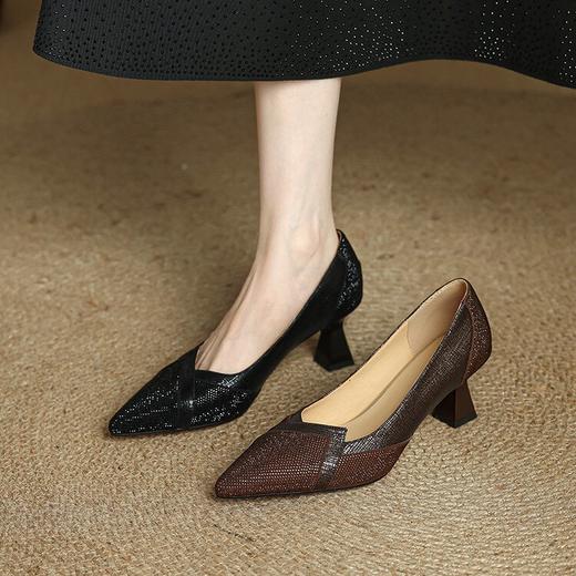 【预售5天】时尚裂纹牛皮中跟浅口单鞋，真皮女鞋一脚蹬四季鞋MLS&A1054 商品图0