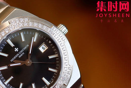 新品—随心所至，启幕无畏之行 VC江诗丹顿新款Overseas CC纵横四海女款系列1225v/1205v 女士石英腕表 商品图3