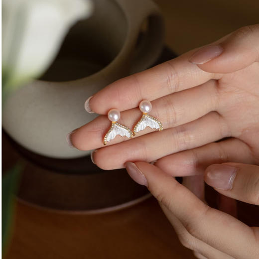 【买2送1】MS Lemuguet铃兰小姐 设计款珍珠首饰，带证书、礼盒，2025春夏新款，天然淡水珍珠耳钉、项链、手链 商品图8