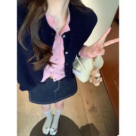 【MIU系高智假两件针织开衫】藏青拼粉假两件针织外套 叠穿的效果非常真实，简直是懒人必备