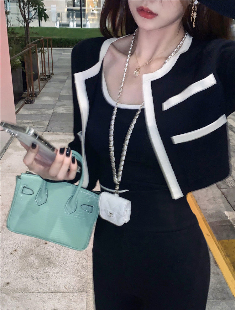 e61a1dfd-00bc-4288-90cb-bf05a5