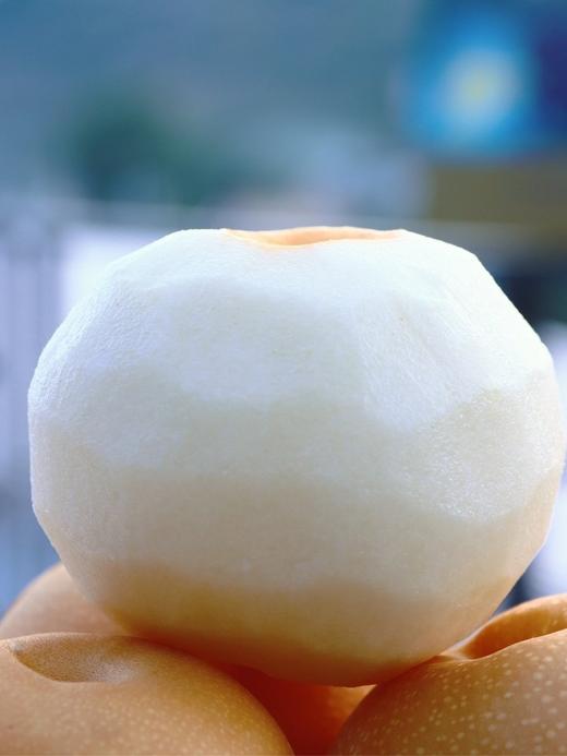【百梨之冠  莱阳秋月梨】汁水丰沛如泉，入口沁润如诗; 甜度达13°以上，清雅不腻，甘润入心;肉质细嫩无渣，触齿即化，宛若云端; 梨香浓郁纯粹，回味悠长，方为秋月之魂。四者缺一，便不成传奇~顺丰快递 商品图10