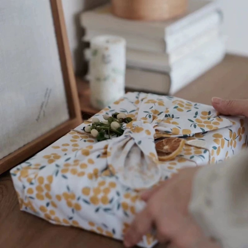 中秋金‘桂’飘香，阖家团‘圆’方巾