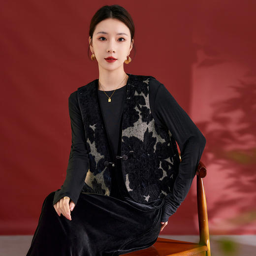 QS真丝丝绒新中式马甲简约日常秋季新款高品质上衣女61237 商品图1