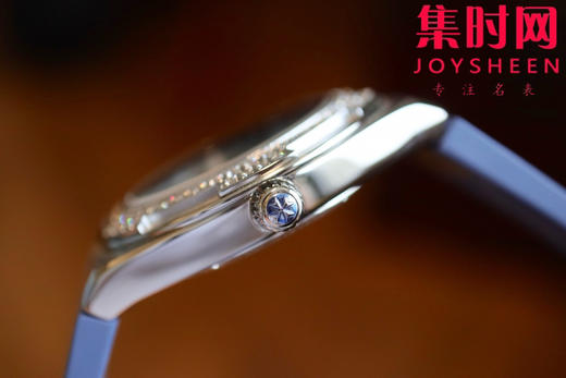 新品—随心所至，启幕无畏之行 VC江诗丹顿新款Overseas CC纵横四海女款系列1225v/1205v 女士石英腕表 商品图5