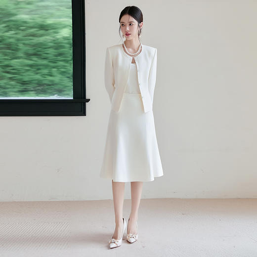 IWY/扶摇系列 法式名媛西装套裙女新款气质米白色两件套职业半裙正装FYCS717 商品图1