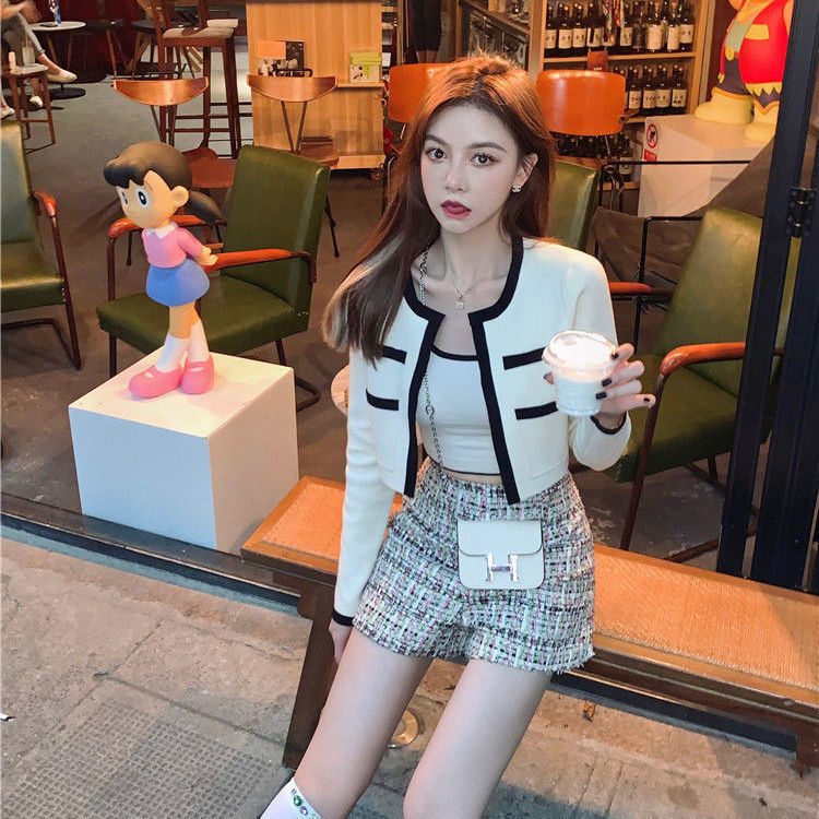 9d53d70959e81f129af684ca66ae59