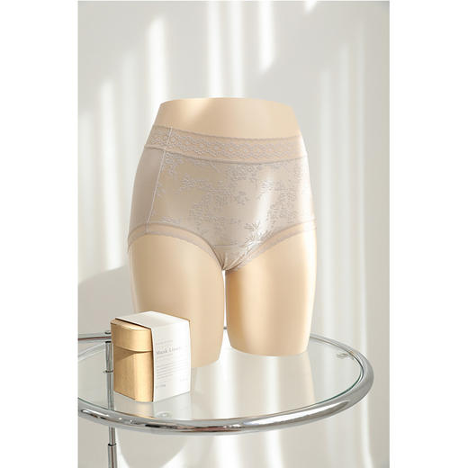 【3条装】 莫代尔裸感提花内裤 10A呵护 藏红花里裆 立体提花工艺 3D包臀不卡档 商品图7