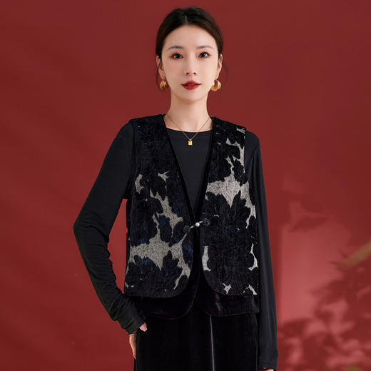 QS真丝丝绒新中式马甲简约日常秋季新款高品质上衣女61237 商品图3