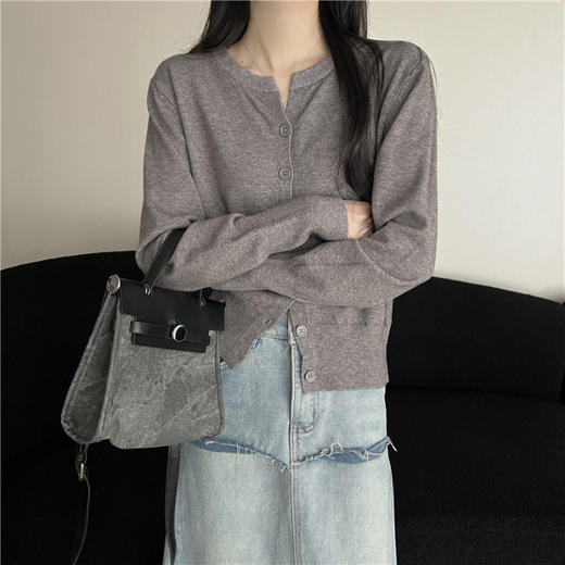 【秋冬圆领针织衫开衫】韩系温柔糯亲肤 宽松短款 外搭毛衣外套上衣  商品图10