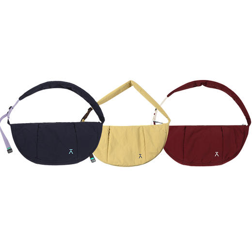 【品牌特惠】ACMEITEM爱棵米 秋冬夹棉挎包大容量饺子包单肩斜挎包GAG3510200G 商品图4