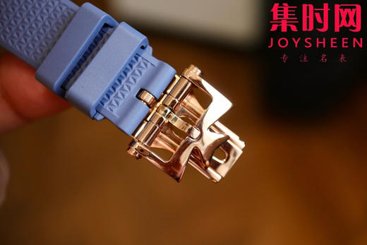 新品—随心所至，启幕无畏之行 VC江诗丹顿新款Overseas CC纵横四海女款系列1225v/1205v 女士石英腕表 商品图8