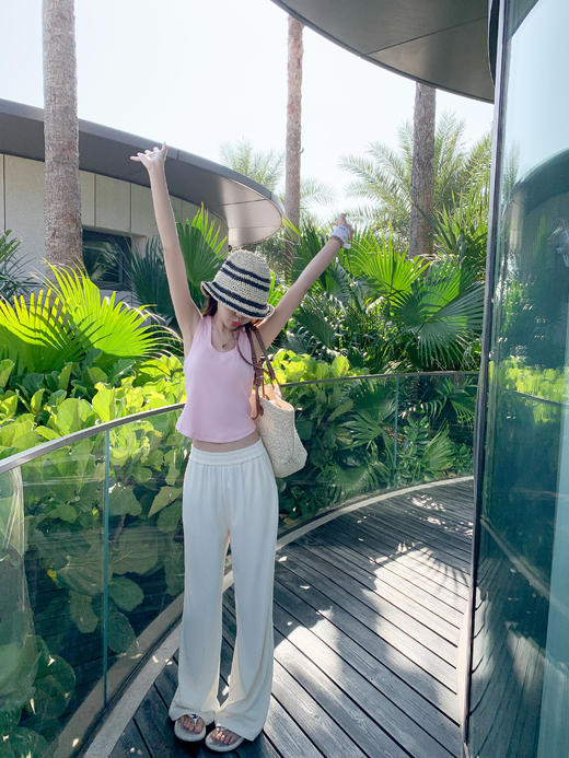 <曾小咸推荐> 现货秒杀！微信超特价！【软糖女孩】纯色背心 日常79.99 立减40 秒杀39.99！ 商品图4