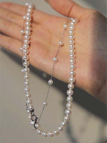 阮仕珍珠 星河之恋系列（短款）S925银 淡水珍珠链牌 4-4.5/5.5-6mm 近圆 极微瑕 极强光 商品图8