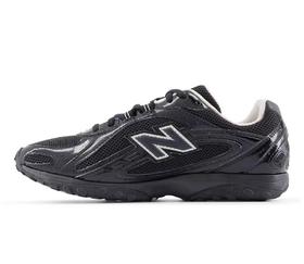 【云粉节】 【新品】7楼 NewBalance复古薄底鞋吊牌价：899元