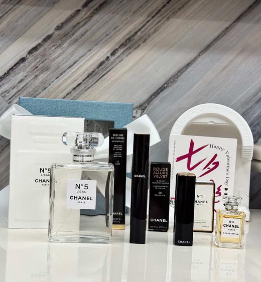 D091804白N5淡香水+彩妆蓝天窗蝴蝶礼盒礼物 商品图6