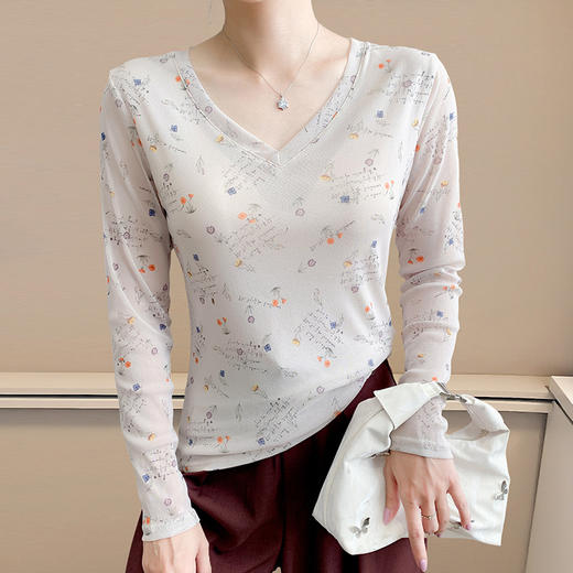 A55F8588欧货女装2025秋冬时尚洋气高弹网长袖印花V领T恤打底衫上衣 商品图0