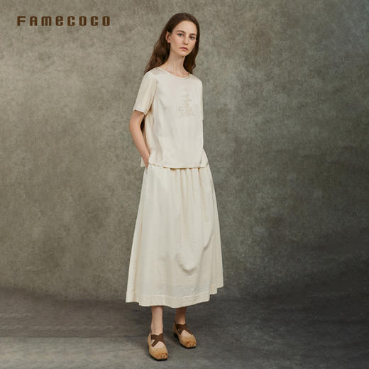 Famecoco范可儿短袖T恤刺绣女直筒正肩圆领内搭春秋款FAC6BB008 商品图4