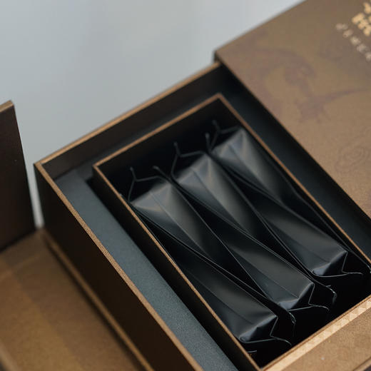 瑞鹤 | 三合一老茶 | 瑞贺佳节 以茶为礼 | 90年代老茶 | 12泡装 商品图1