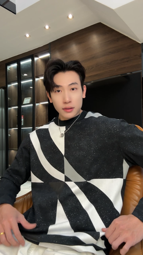 T4794秋季高级感新款男士潮牌满天星撞色拼接设计长袖T恤痞帅圆领上衣