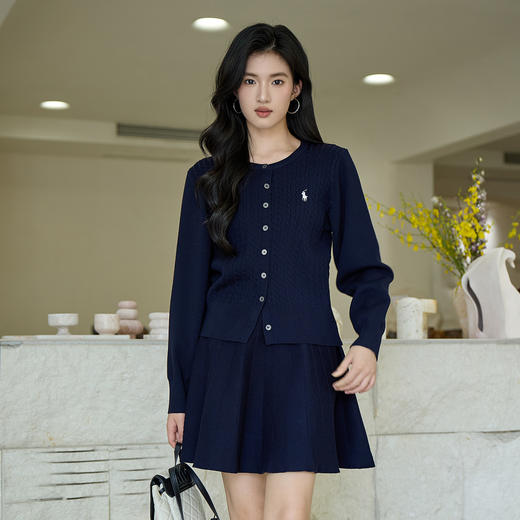 奢姿大码女装2025秋季减龄绣花设计时尚针织衫胖妹妹圆领百搭上衣9453669910A 商品图2