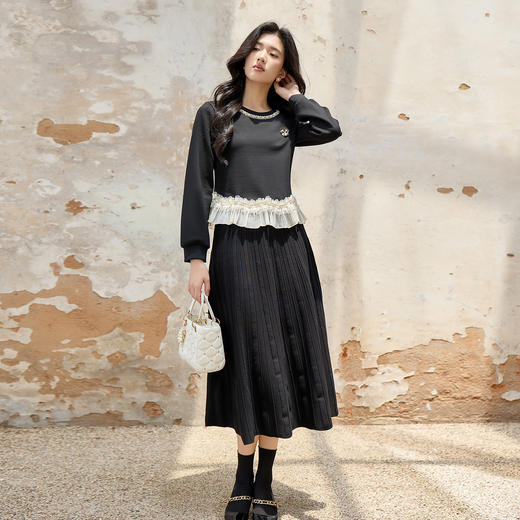 奢姿大码女装2025秋装新款胖妹妹珍珠饰边荷叶摆圆领长袖上衣9953170305 商品图1