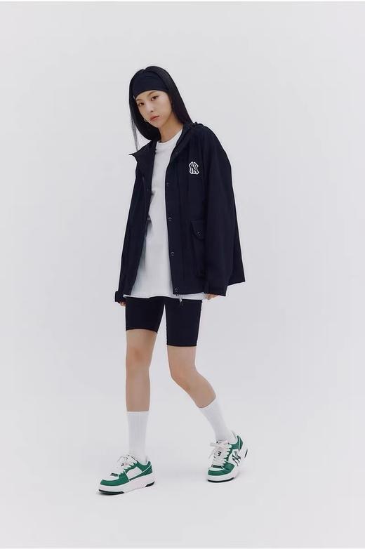 男女同款得物同步防风防水字母冲锋衣 商品图12