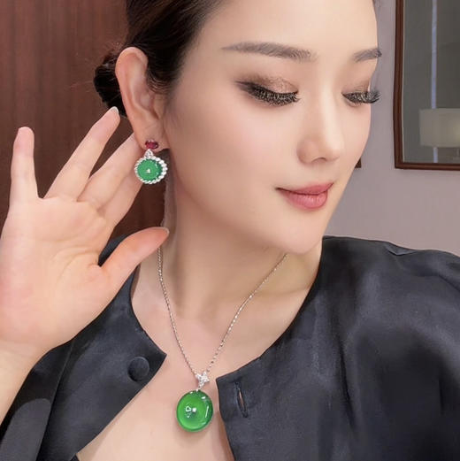 GAONAS  新中式贵气绿色平安扣项链11426DG 商品图5