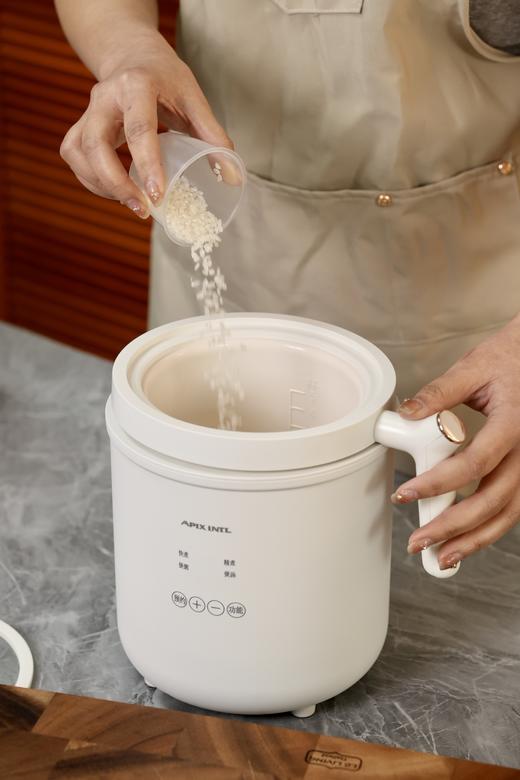 【一人食多功能锅】安本素迷你小饭煲 多功能烹煮煲炖 可煲汤/煮饭/炖煮 智能调压 精准控温 24小时智能预约 1.6L容量APIX-RC03 商品图3