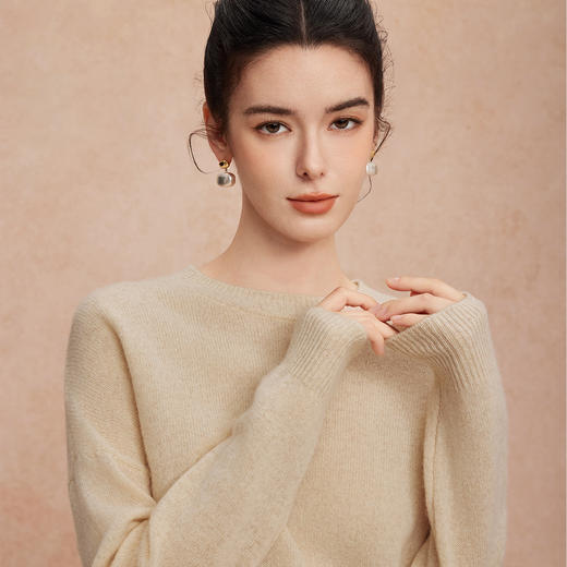 QG639斯尔丽圆领落肩纯色羊毛衫针织衫 商品图9