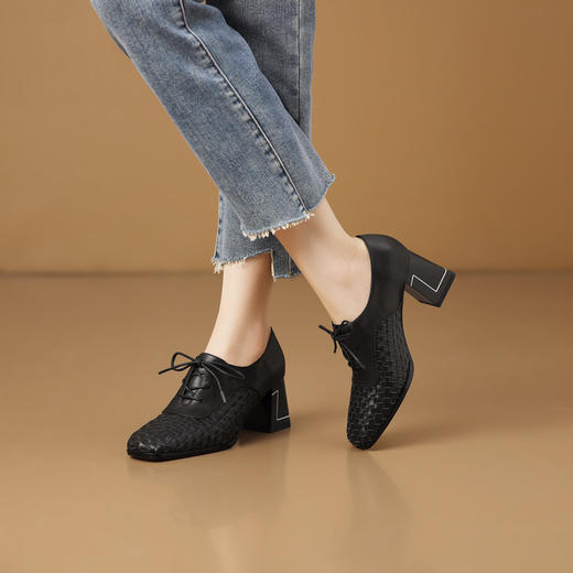 【预售5天】法式复古真皮编织系带小皮鞋女春秋新款粗跟方头深口单鞋高跟女鞋HY&H3721 商品图1