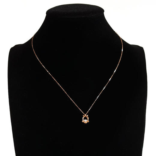 【天然正品】AU750玫瑰金时尚设计款铃铛造型钻石吊坠项链女士060925NJS30现售价：1580特价 商品图5