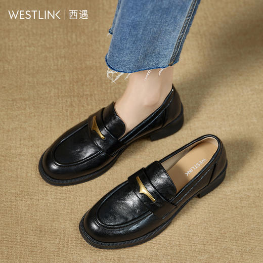 【限时秒杀】西遇厚底乐福鞋女新款秋季学院英伦海鸥超软单鞋一脚蹬小皮鞋V0057164 商品图3