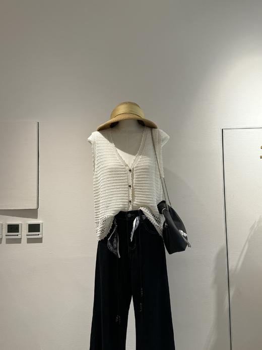 【门店同款】ENJOY秋季镂空V领针织背心 164194711 商品图0
