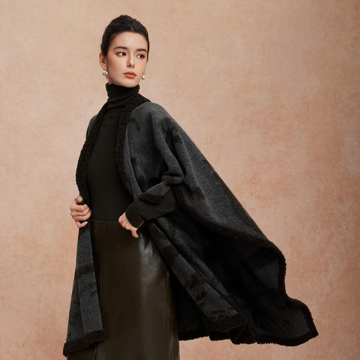 QG634斯尔丽25新款含羊毛秋冬高级感百搭披肩斗篷复古大气提花围巾 商品图7