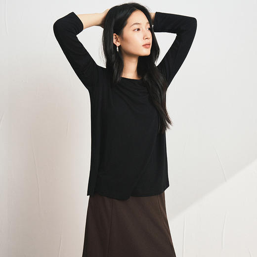 天丝莫代尔山羊绒！2025秋新款打底衫女秋冬宽松圆领纯色上衣亲肤内搭针织衫 商品图4