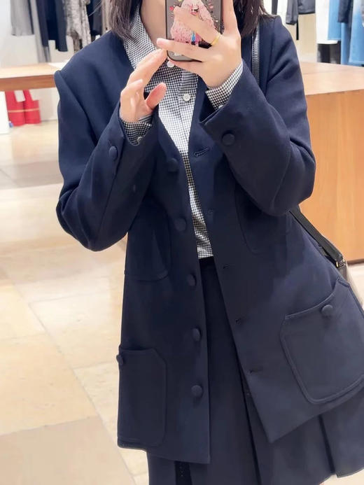 【高品质私服】【IC斜纹花呢中长大衣外套】合身版型 V领设计精准修饰颈线 视觉缩小脸部轮廓G1536-CC【无标出货 介意慎拍】 商品图3