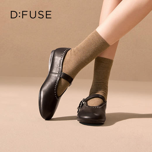 Dfuse迪芙斯2025秋季新款复古一字带奶奶鞋法式铆钉平底玛丽珍鞋休闲单鞋DFD3111029 商品图1