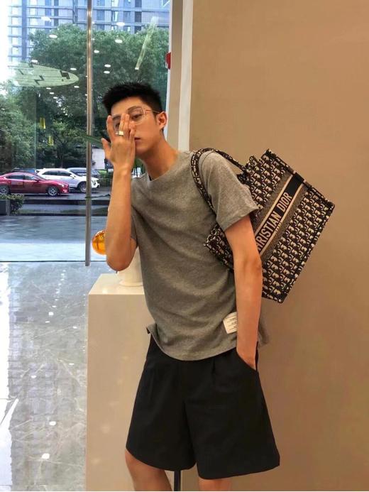 迪奥-全新升级版的全刺绣花布托特，Dior Book Tote（LZ*MM） 商品图1