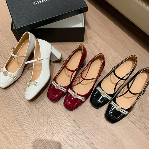 YLY&A653-1绝美粗跟珍珠蝴蝶结玛丽珍小皮鞋法式红色单鞋女2025新款气质 商品图0