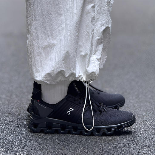 昂跑 Cloudswift 系列！！男女款运动鞋 舒适护脚 运动必备 商品图4