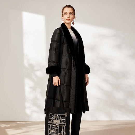 TANGY Collection天意2025冬季新品华章系列女士羽绒服L254000 商品图1