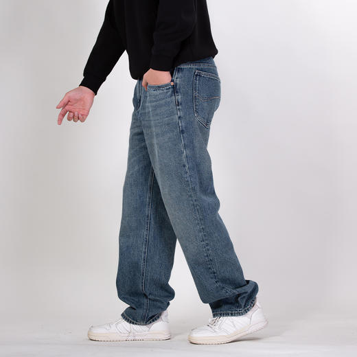 DRONKOO 2025 正常腰口袋三角缺口棕织唛中厚牛仔长裤 商品图2